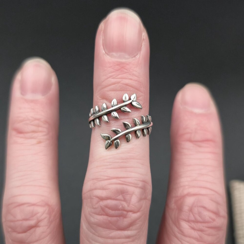 Size 5.5 Sterling Silver Several Leaves Nature Open Ring A6848 - Picture 3 of 8